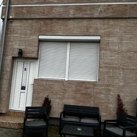 Apartments Vila Brzi & Beka Šabac エクステリア 写真