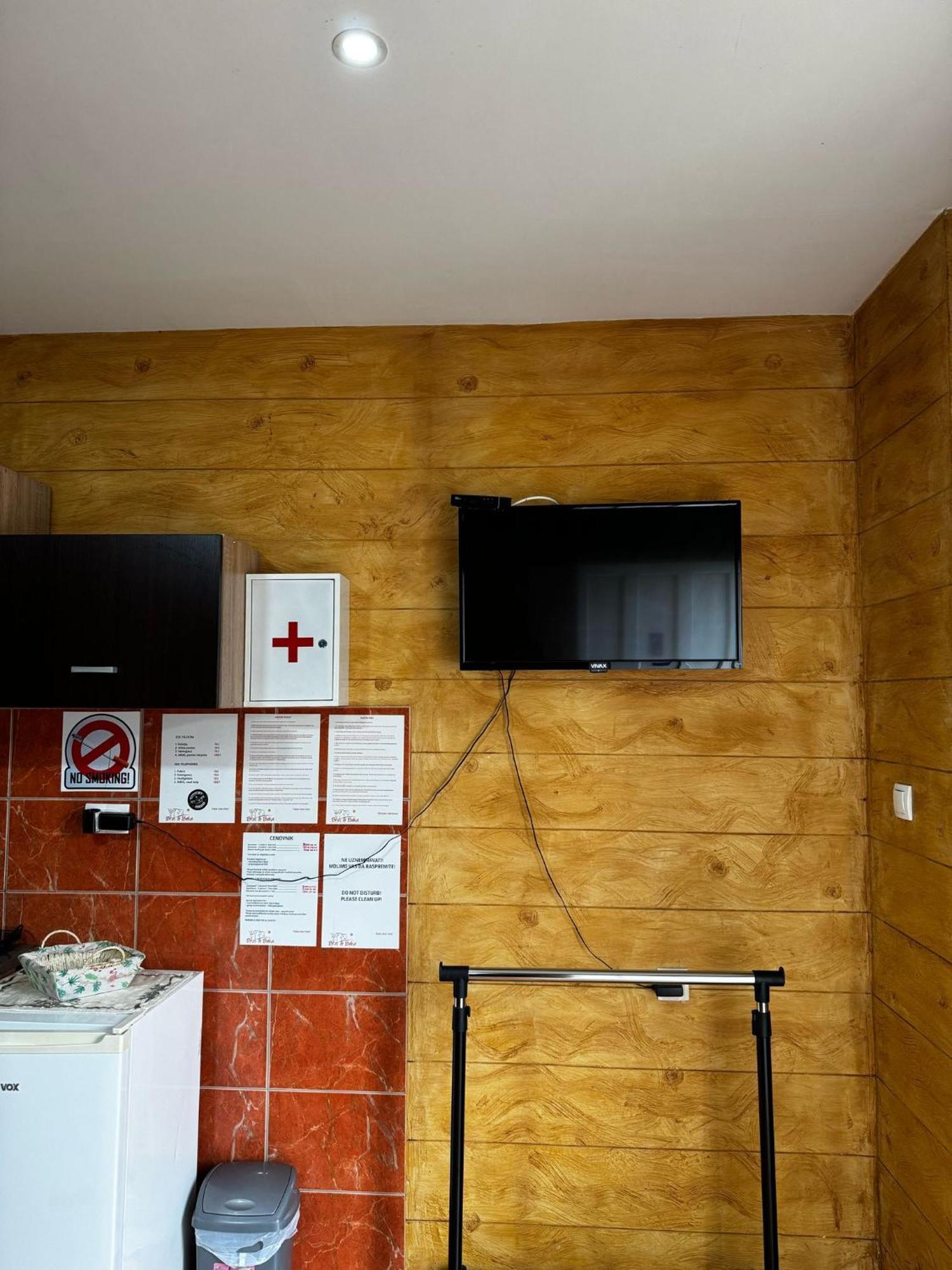 Apartments Vila Brzi & Beka Šabac エクステリア 写真