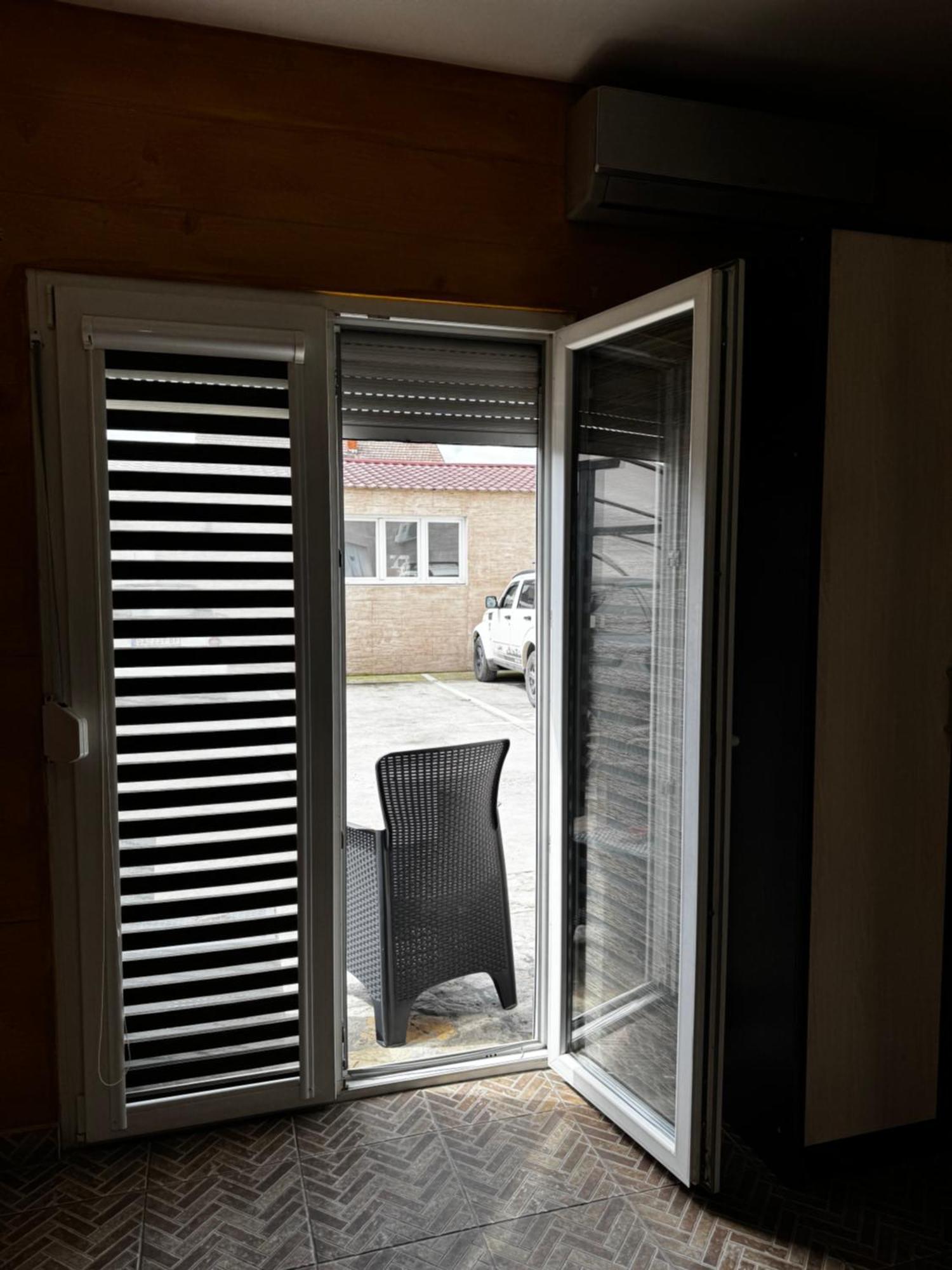 Apartments Vila Brzi & Beka Šabac エクステリア 写真