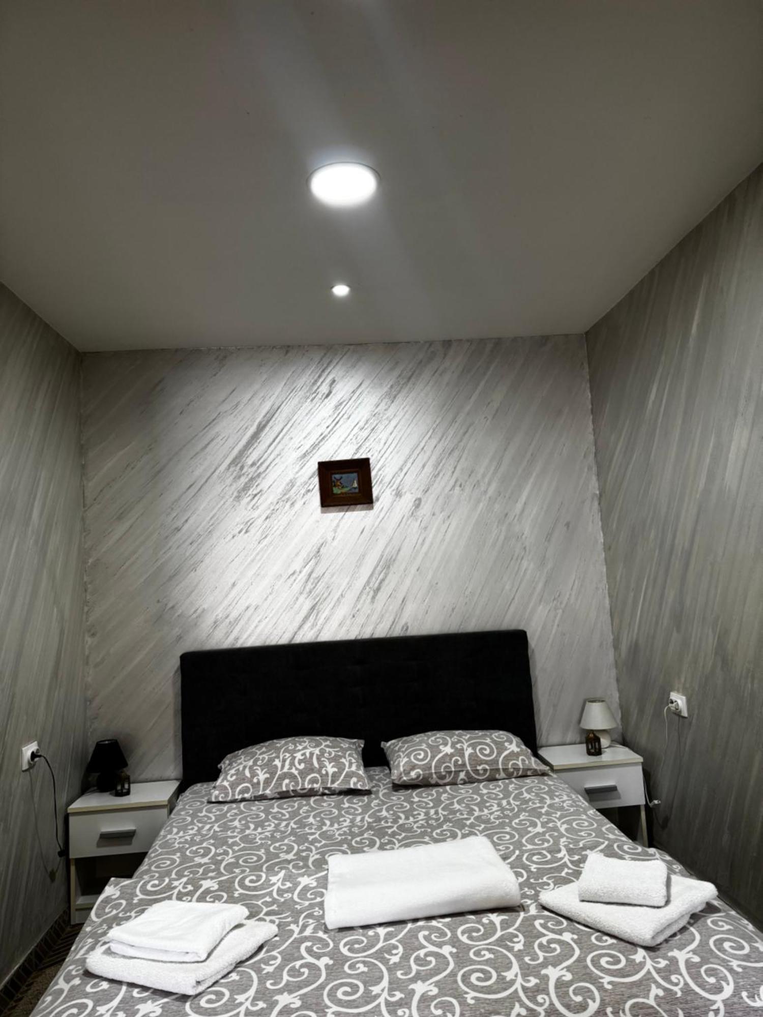 Apartments Vila Brzi & Beka Šabac エクステリア 写真